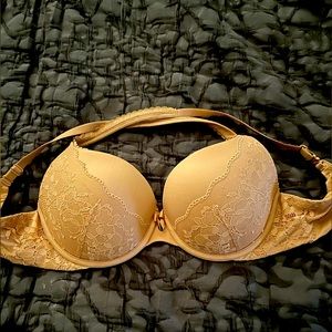 Victoria’s Secret perfect shape bra tan 34D